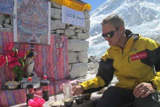 Horacio Galanti doing the Puja Ceremony