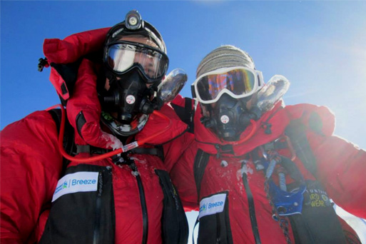 The Horacios on the Everest Summit The Horacios on the Everest Summit