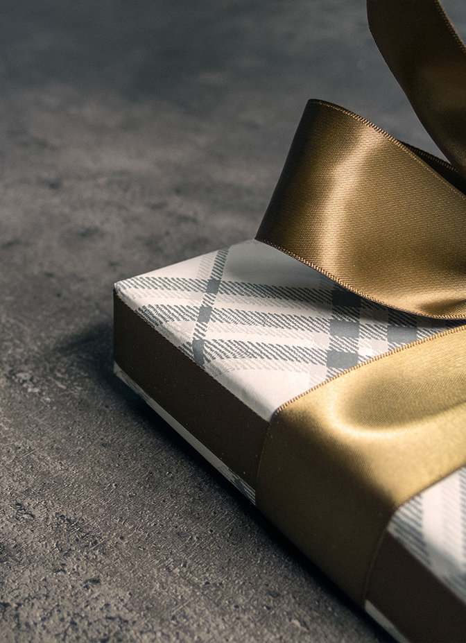 Christmas xmas present gift gold ribbon shopping