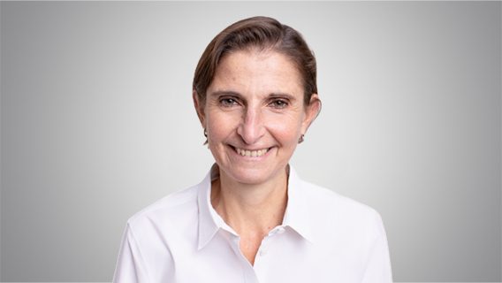 Headshot of Isabelle