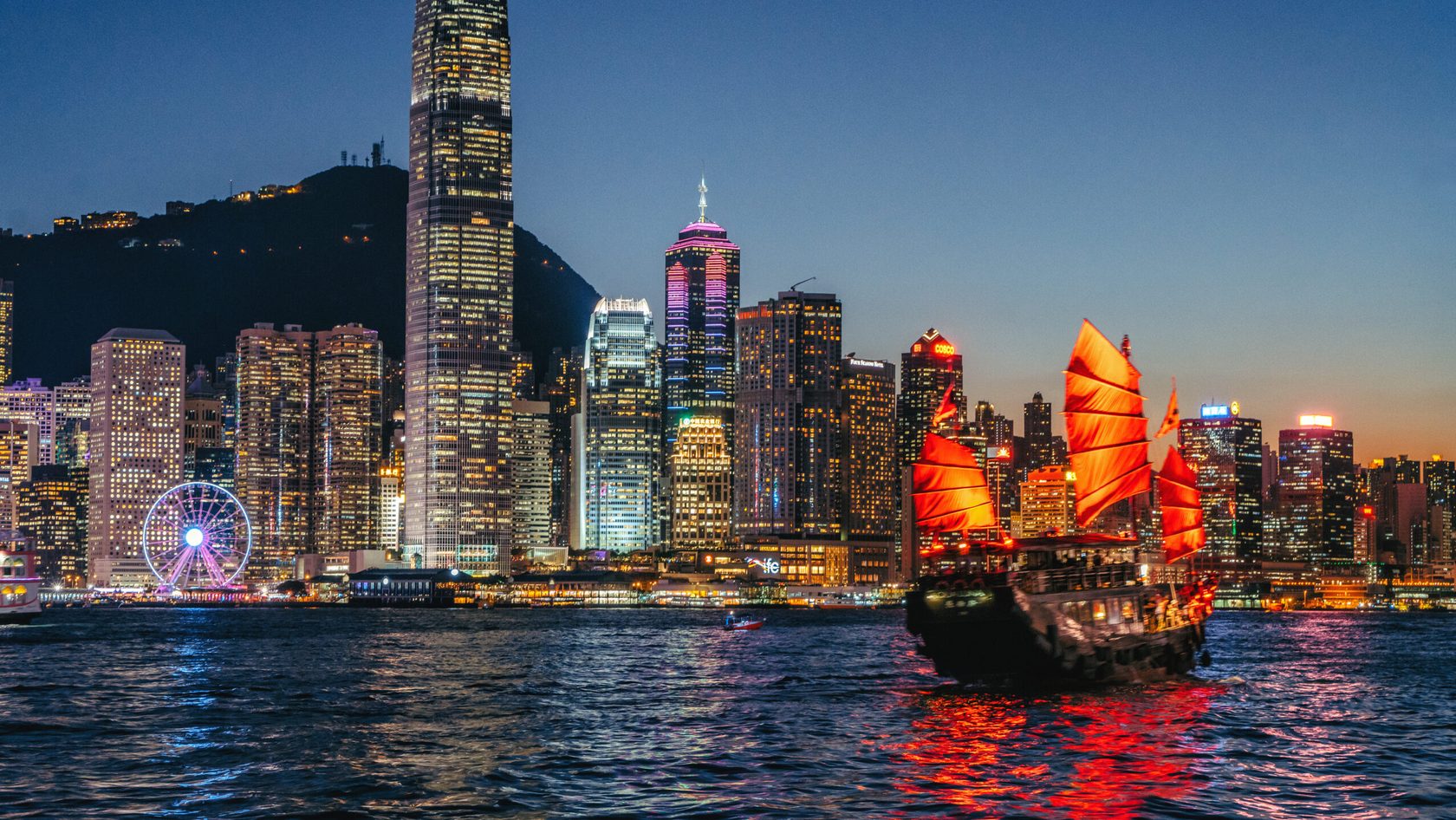 Junkboat of Hong Kong at Night