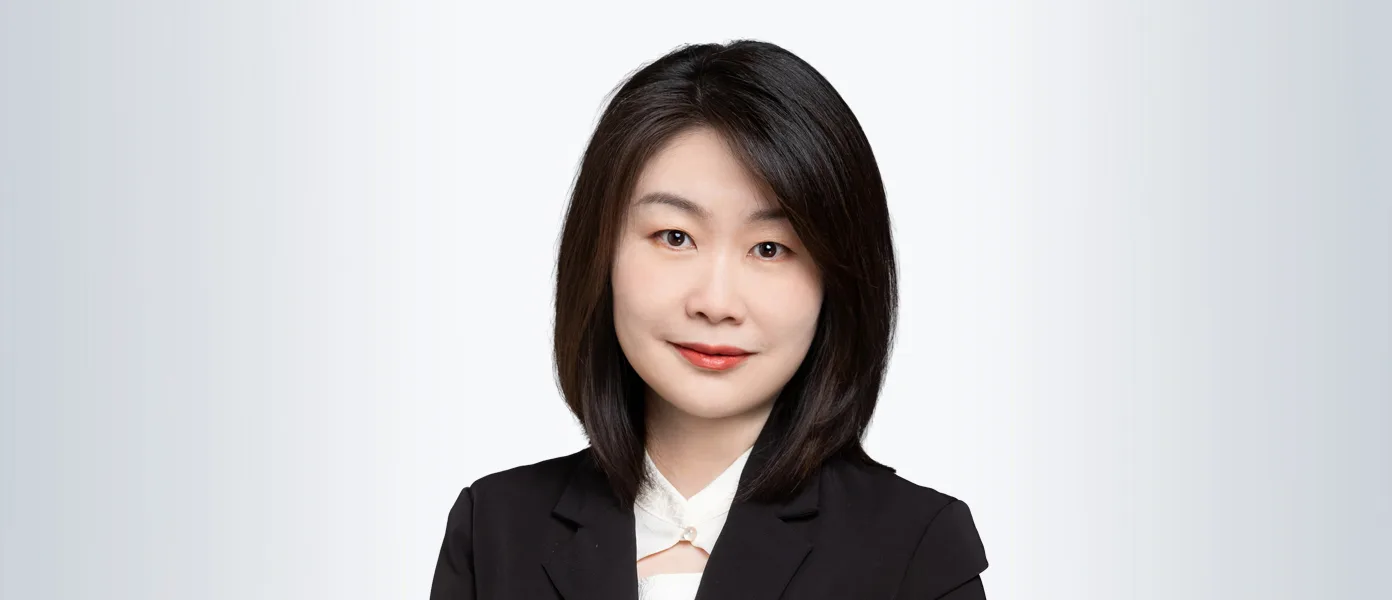 Loiuse Zhang