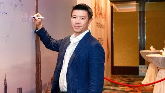 Jason Lyu at work
