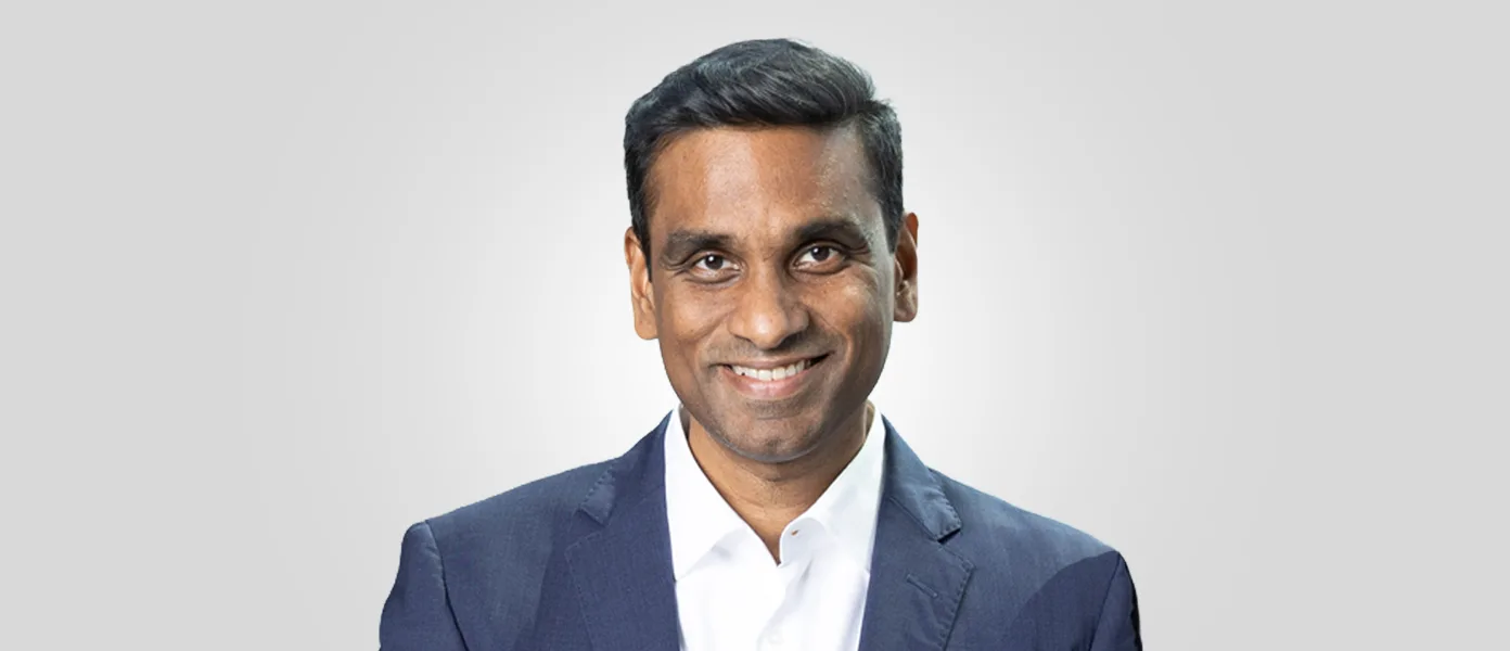 Headshot of Naveen Mallela