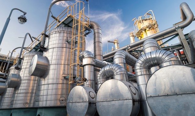 Molecular sieve dehydration system in an oil and gas refinery - mobile