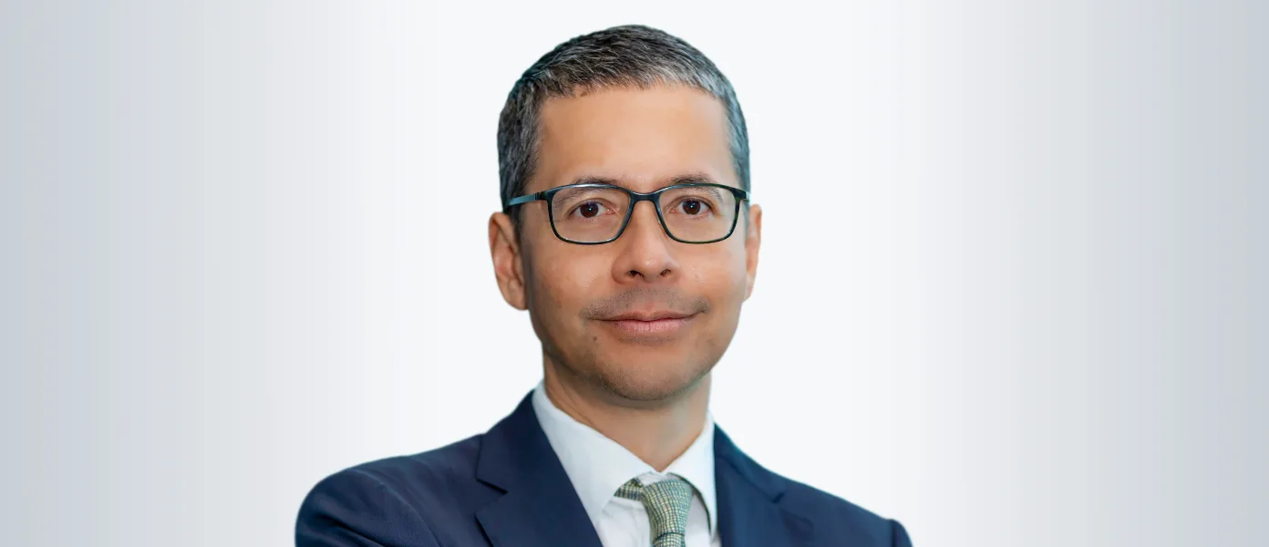 Headshot of Patrick Lee