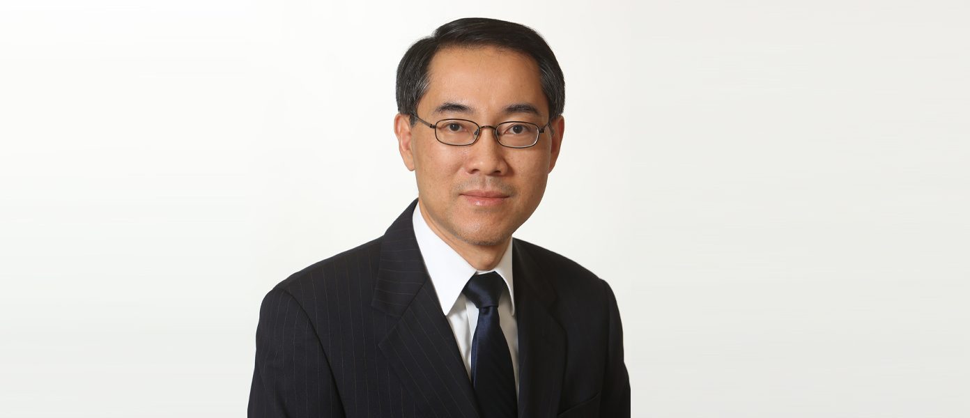 A portrait of Shuang Ding