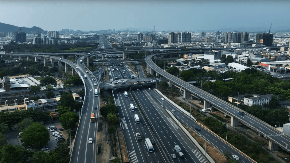 wide angle bird's eye view of city