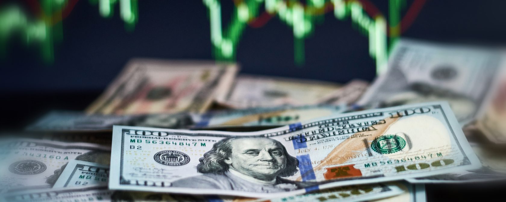 grow your wealth adapting to an environment of higher interest rates masthead banner