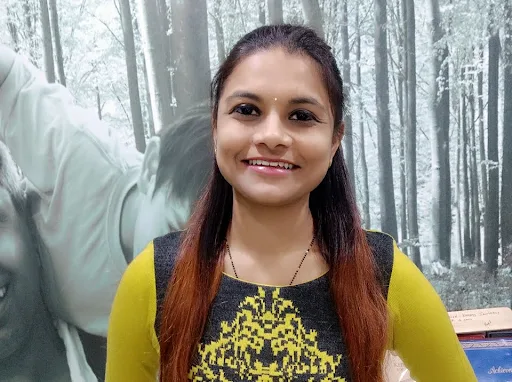 A portrait of Khyati Sanghvi