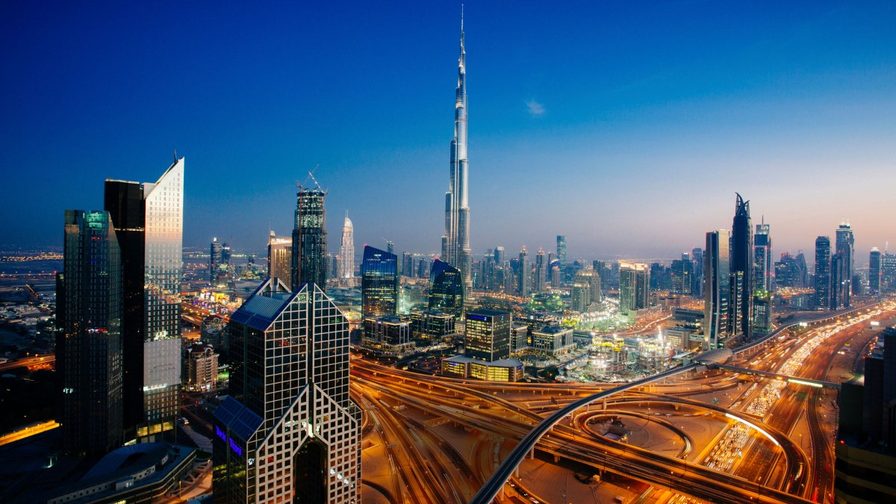 skyline of Dubai at dusk