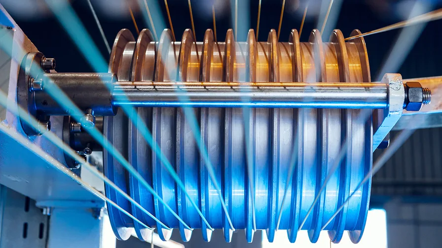 Manufacturing process of optic fiber cables