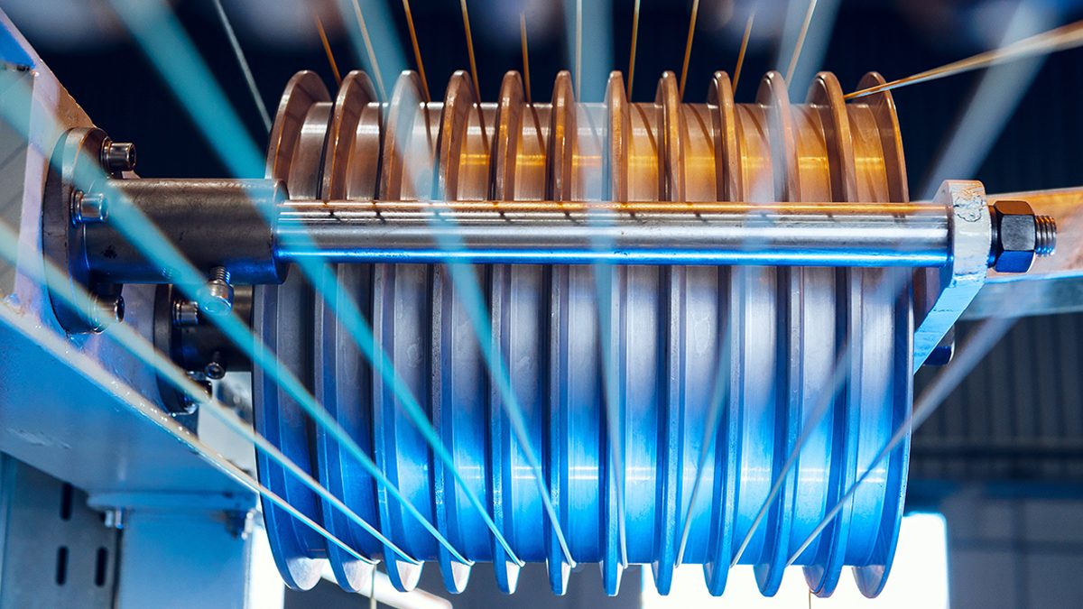 Manufacturing process of optic fiber cables