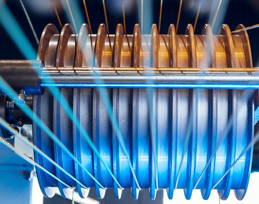 Manufacturing process of optic fiber cables