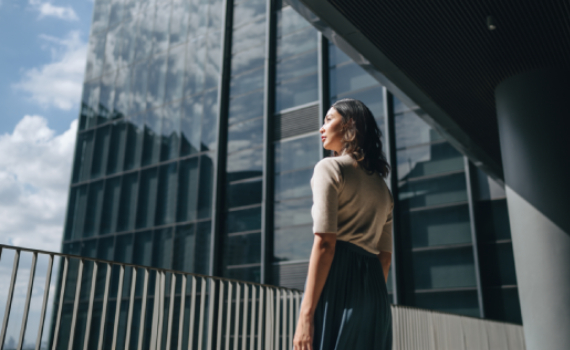 International Banking: Investing in an overseas property
